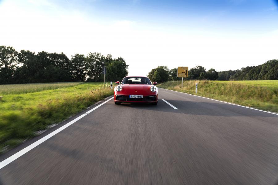  Porsche 911 Carrera (992) 2019 года  (WW) (фото 61 из 148)